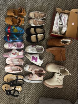 Girl shoe lot size 8