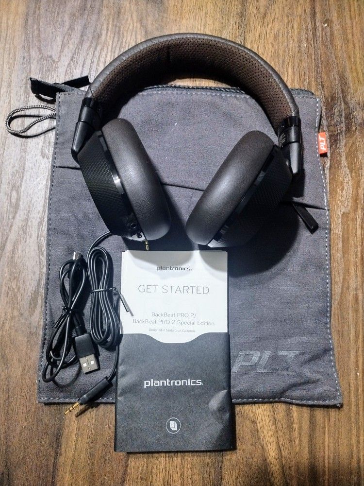 Plantronics Backbeat Pro 2 Headphones With Carry Case And Aux Cord