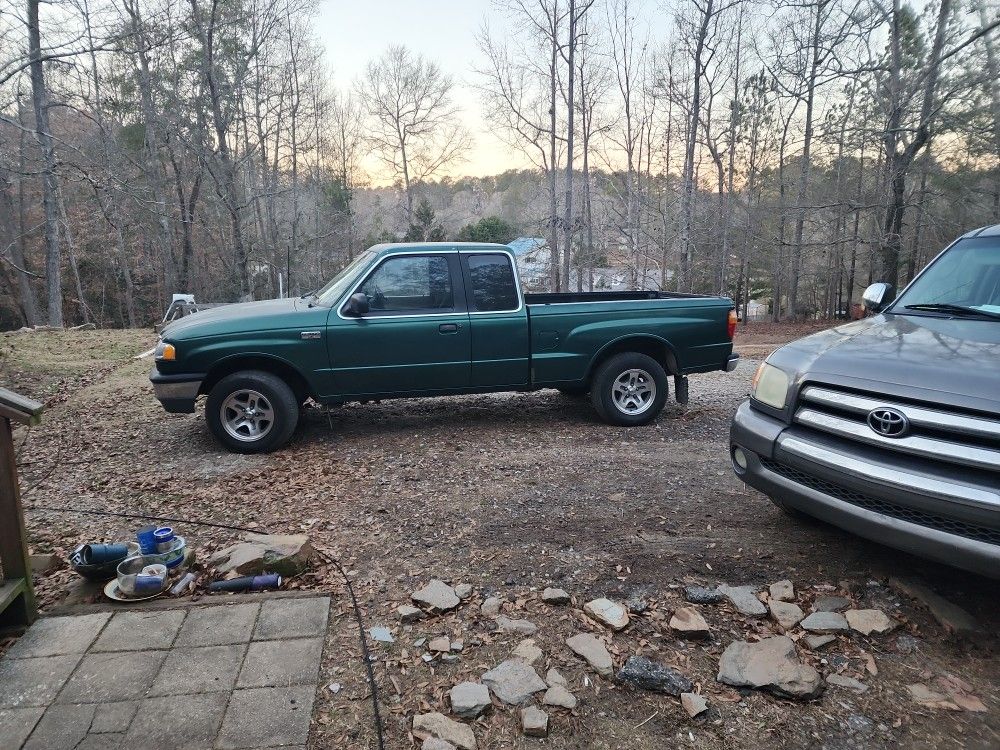 2001 Mazda B-Series Pickup