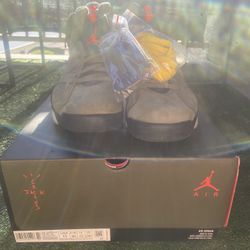 Travis Scott Air Jordan 6 Men’s Size 11