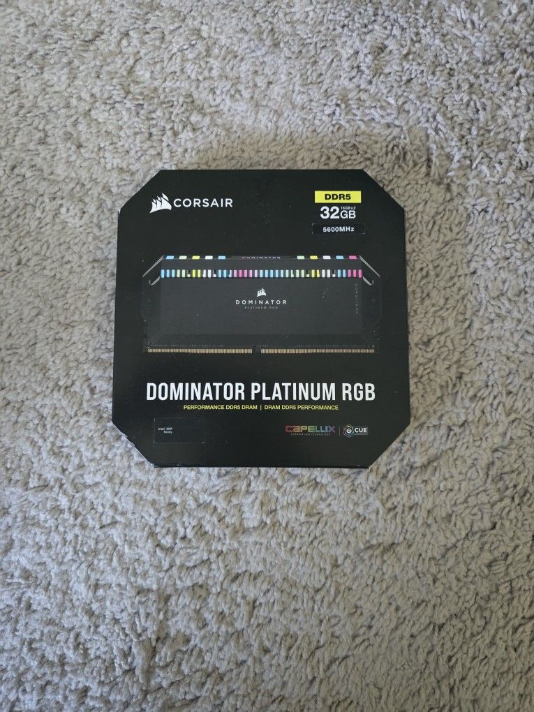 Corsair Dominator Platinum RGB DDR5 32gb 2x16GB