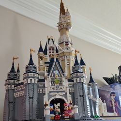 Disney Castle LEGO 71040