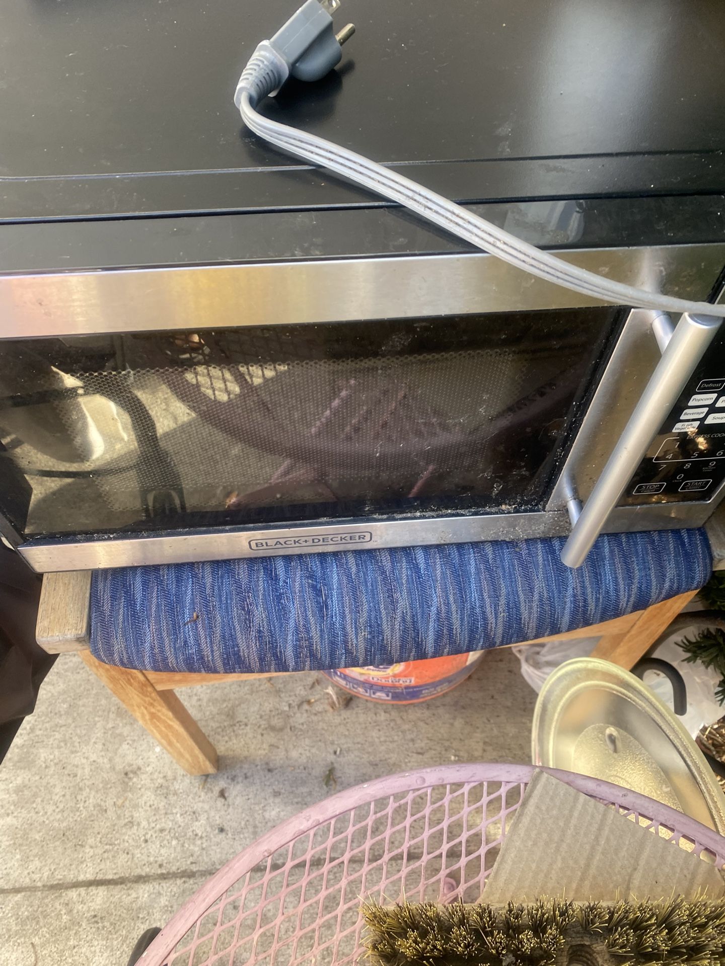 Black & Decker Small Microwave