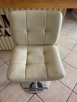 Bar chair
