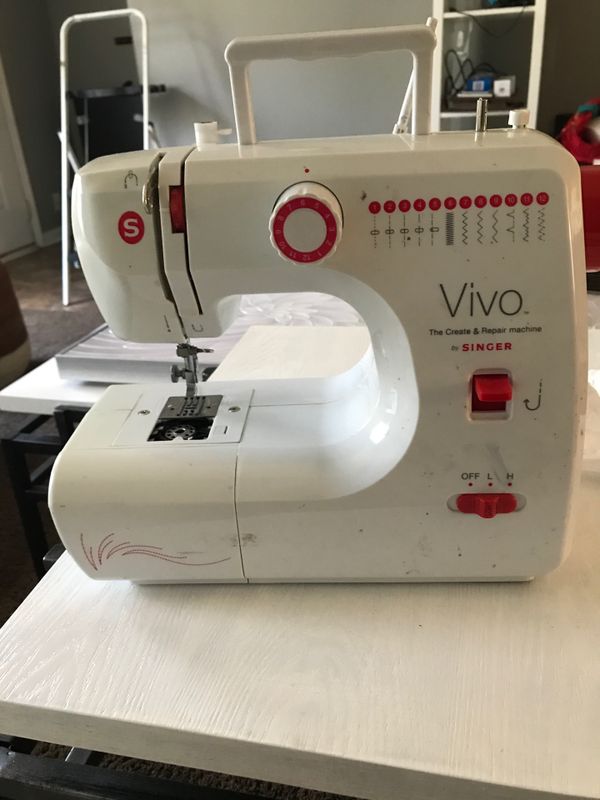 Vivo by Singer Sewing Machine for Sale in Charlotte, NC OfferUp