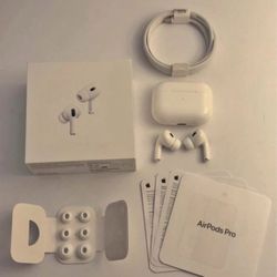 NEW Apple AirPods Pro 2nd Gen – Noise Cancelling + MagSafe Case