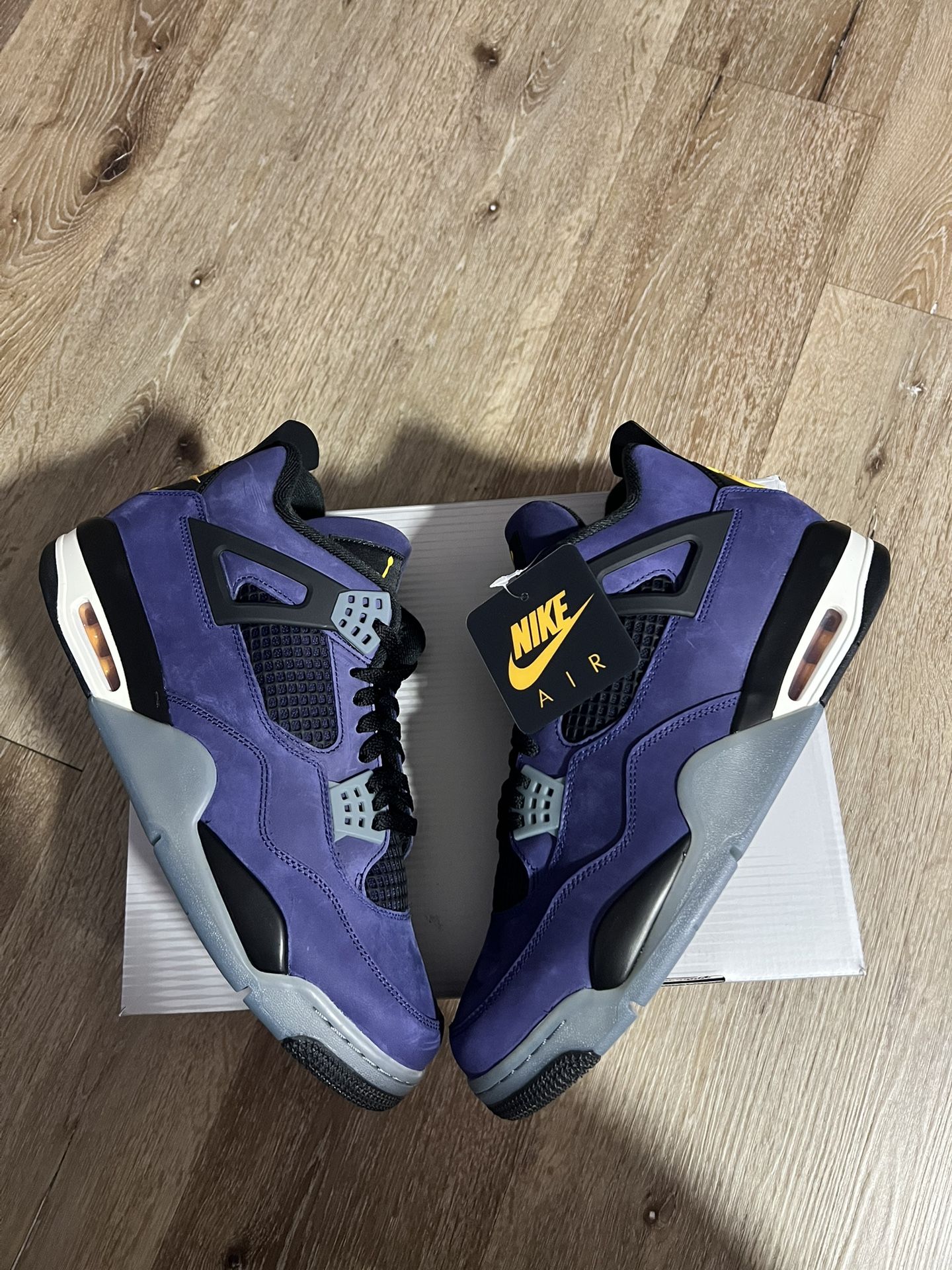 Air Jordan 4 Lakers