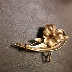 Vintage 40s Carl-Art Gold Filled on Silver Brooch Pin