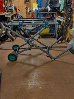 Hitachi  compound miter saw portable  work  table