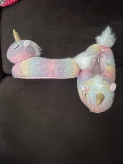 Unicorn slippers - size 11/12