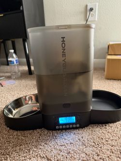 HoneyGuaridan 3.5L Automatic Cat Feeder – Brand New in Box