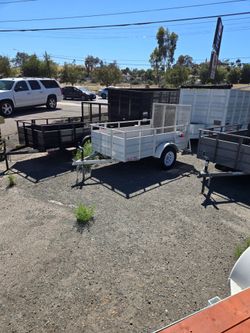 LANDSCAPE  TRAILER