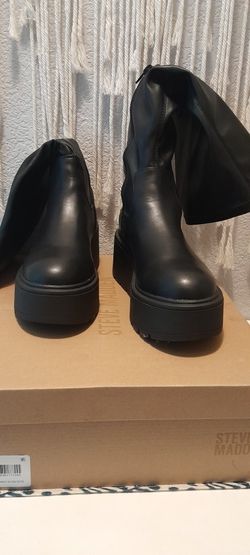 Steve Madden Boots New $20