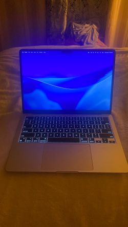 MacBook Air (M3 Chip)