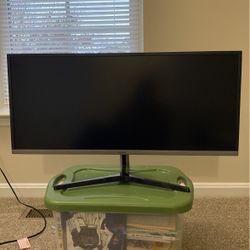 Ultra Wide Samsung Monitor
