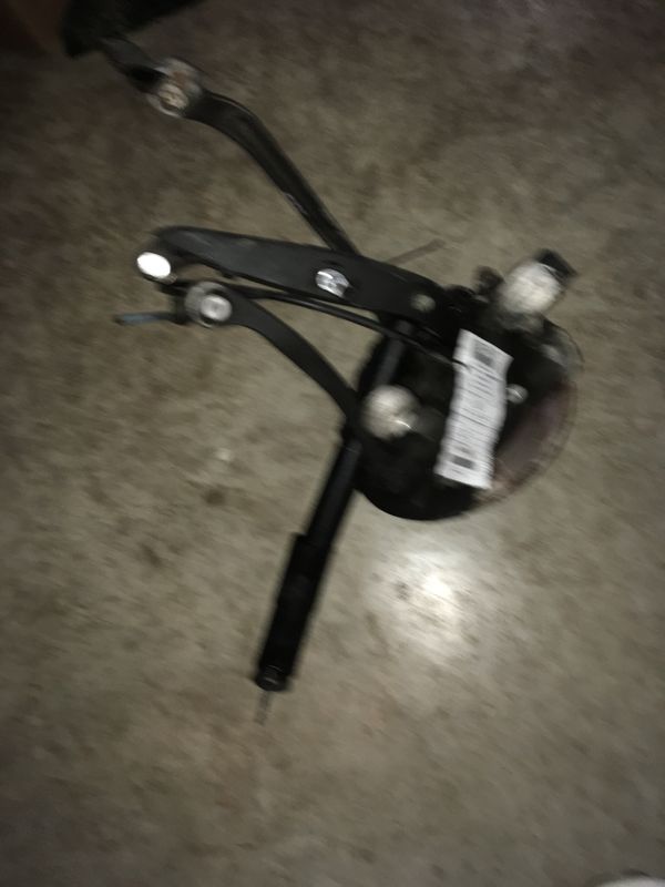 06 07 08 09 Mercedes cls500 cls550 rear right knee assembly for Sale in Dallas, TX OfferUp