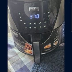 Moving must go.. Bella Pro Series 8 Qt Air Fryer