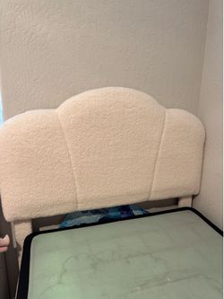 Twin bed
