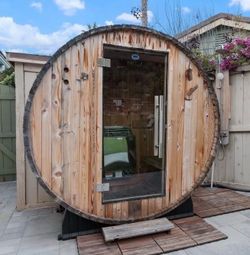 Almost Heaven 2-person Traditional Sauna with Harvia KIP heater