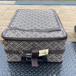 Etienne Aigner Luggage (authentic)