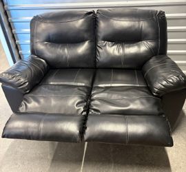 Reclining Sofa