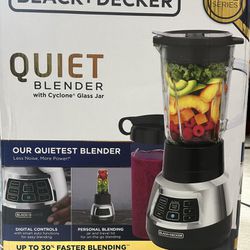 Quiet Blender: Black + Decker's PowerCrush Digital Blender with Quiet  Technology