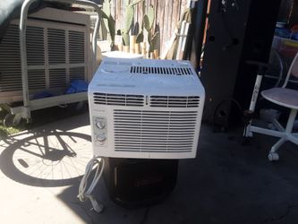 Frigidaire A/C 5,000 btu