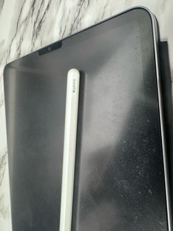 Apple iPad Pro 11-inch (4th Generation) 128GB Wi-Fi + Apple Pencil – Excellent Condition