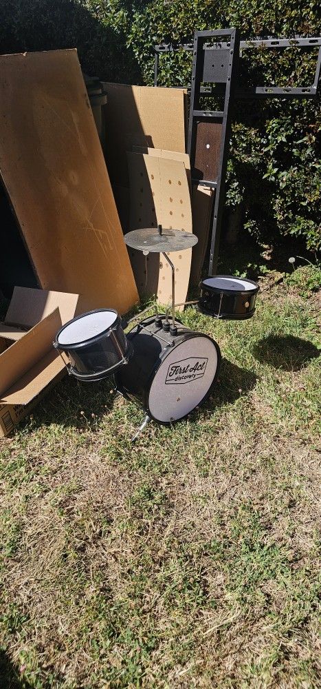 Free Kids Drum Set