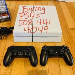 PS4 Bundle Lot - $300 