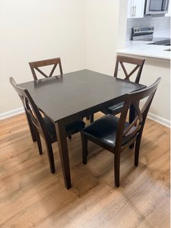 Dining Table with 4 Chairs