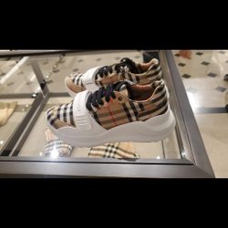 Burberry Sneakers