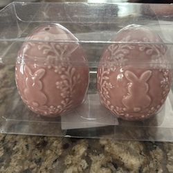 New Pink Bunny Egg Salt & Pepper Shakers