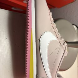 Nike Cortez