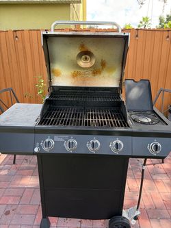 Nexgrill 4-Burner Gas Grill with Side Burner