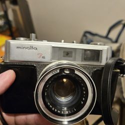 Minolta 35mm Camera