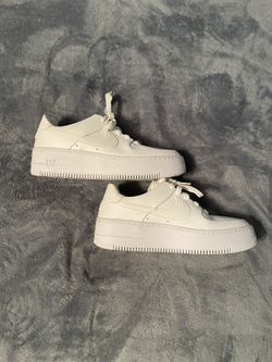 Women’s Nike AF1 Sage Lows