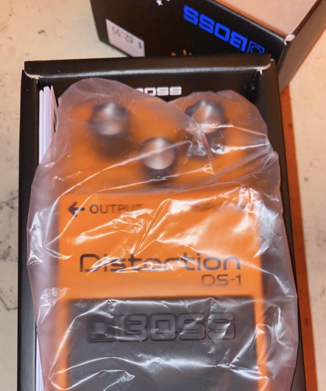 Boss Ds-1 Distortion guitar pedal