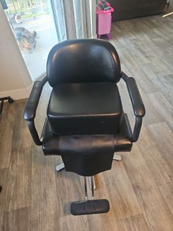 Barber chair 💺