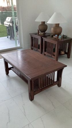 Rooms to Go Coffee Table and  2 Side Tables Solid Wood