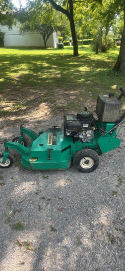 Lesco 32 inch cut commercial mower