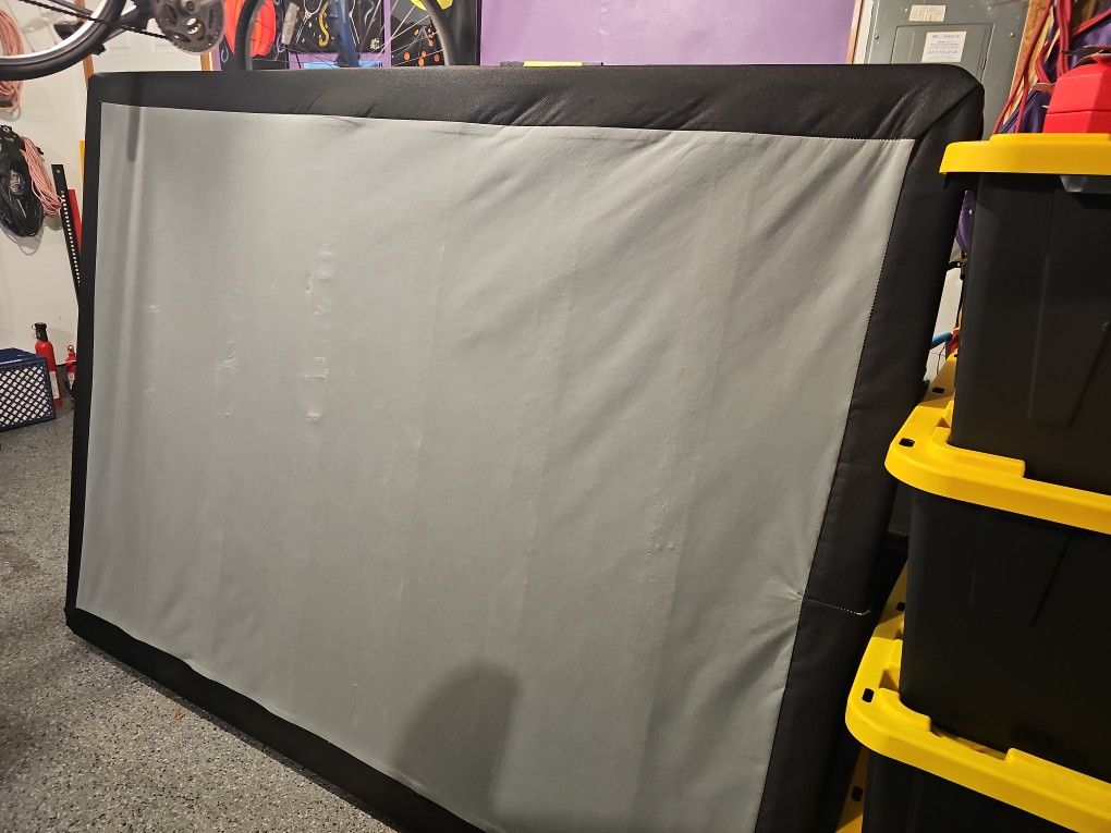 Queen Sealy Box Spring