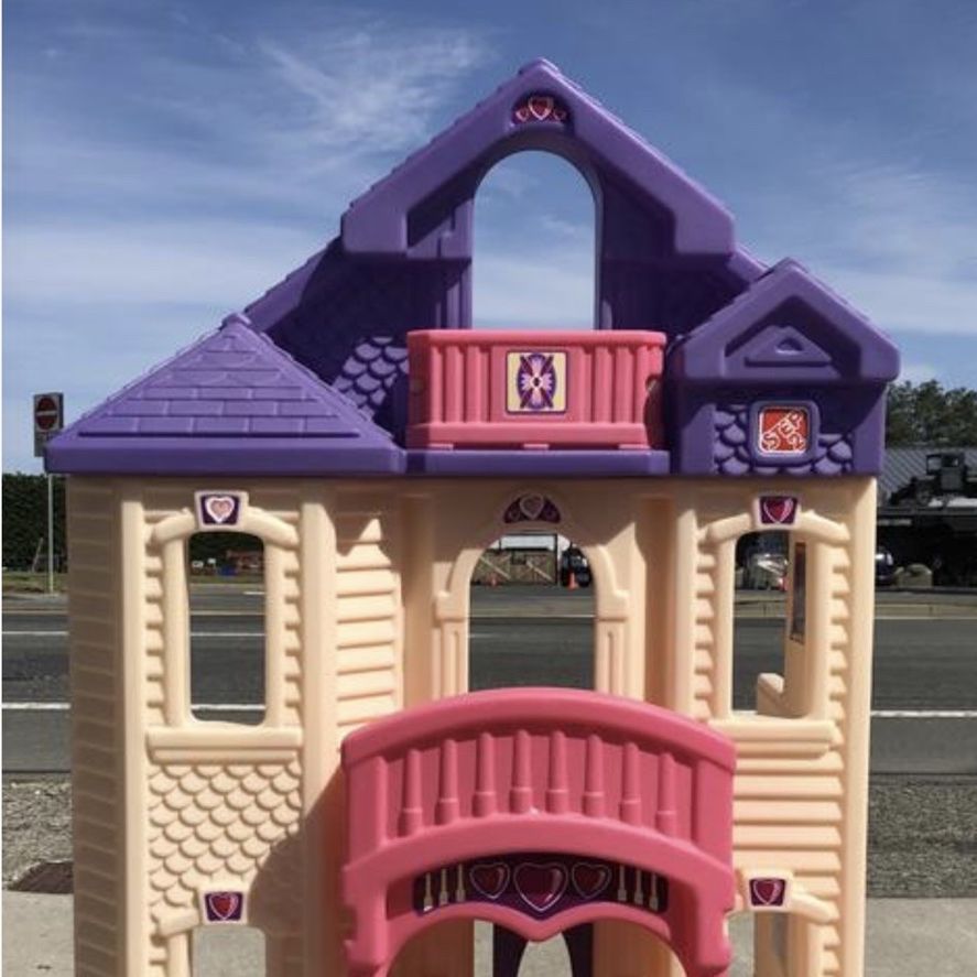 Step 2 Dollhouse for Sale in PA, US - OfferUp