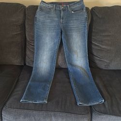 Woman Jeans Lucky Brand Like New Size 8 Long 29 $15