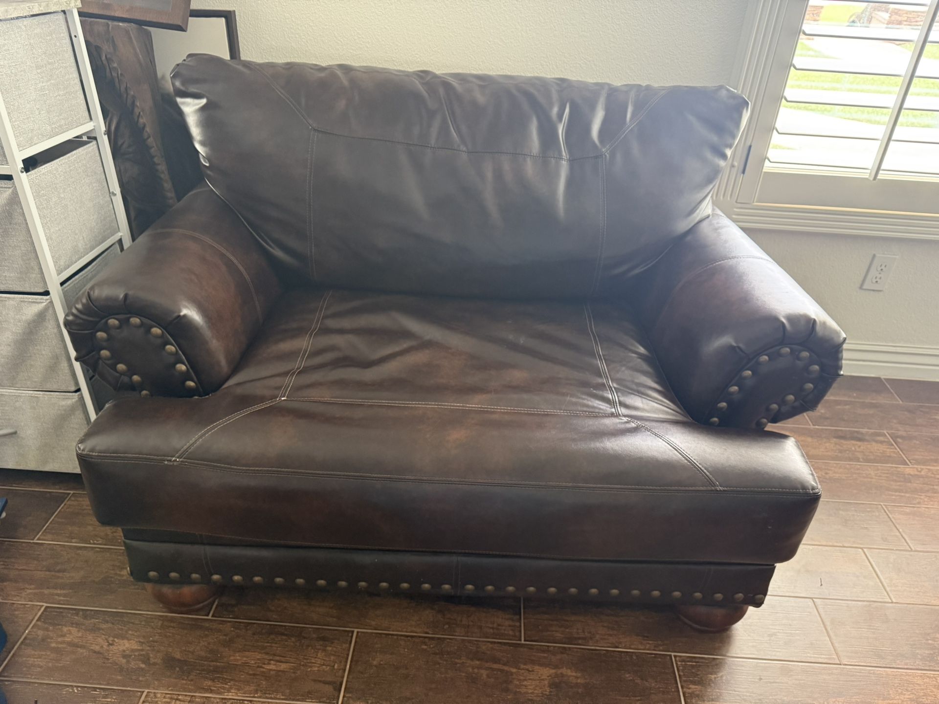 Couch /oversize Chair And Ottoman