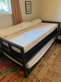 Like new twin mattress