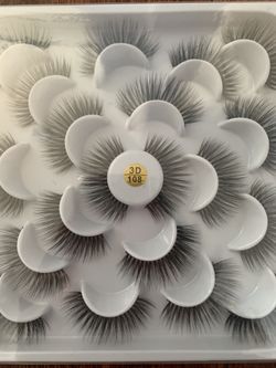 Natural 3D Mink eyelashes! 10 pairs