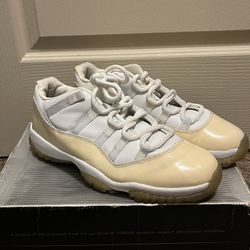 Air Jordan 11 Retro low “White Light Zen Grey”