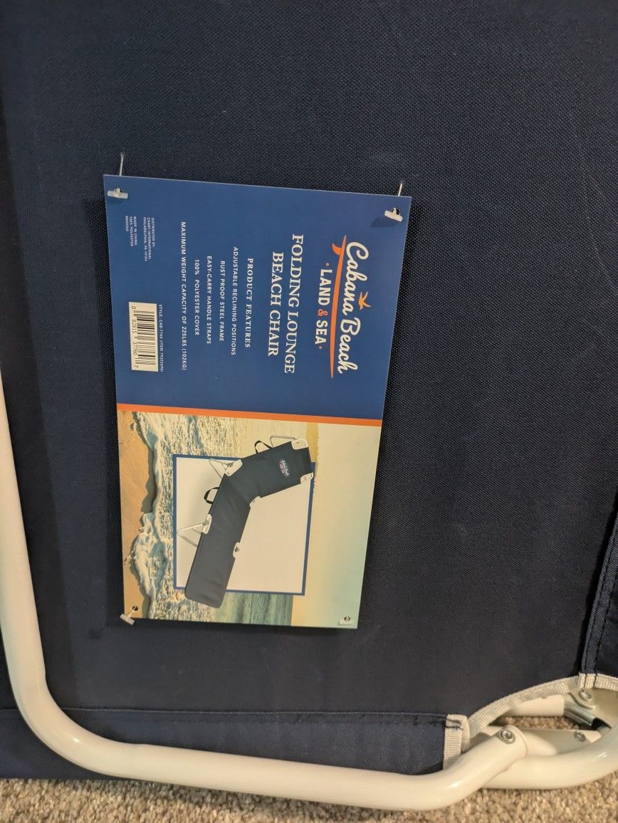 New Folding Beach Lounge Chairs (Set of 2)