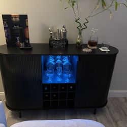 Bar Table